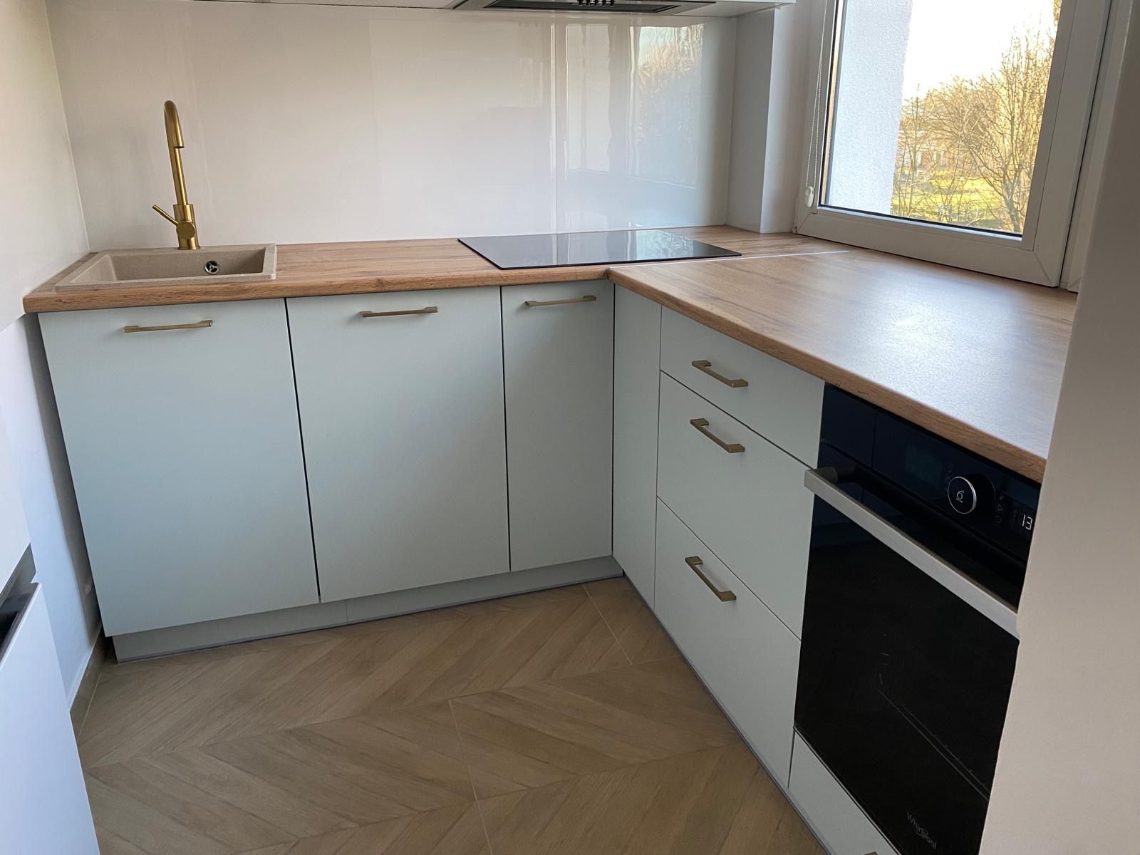 Nowoczesna kuchnia na wymiar, realizacja Słupsk