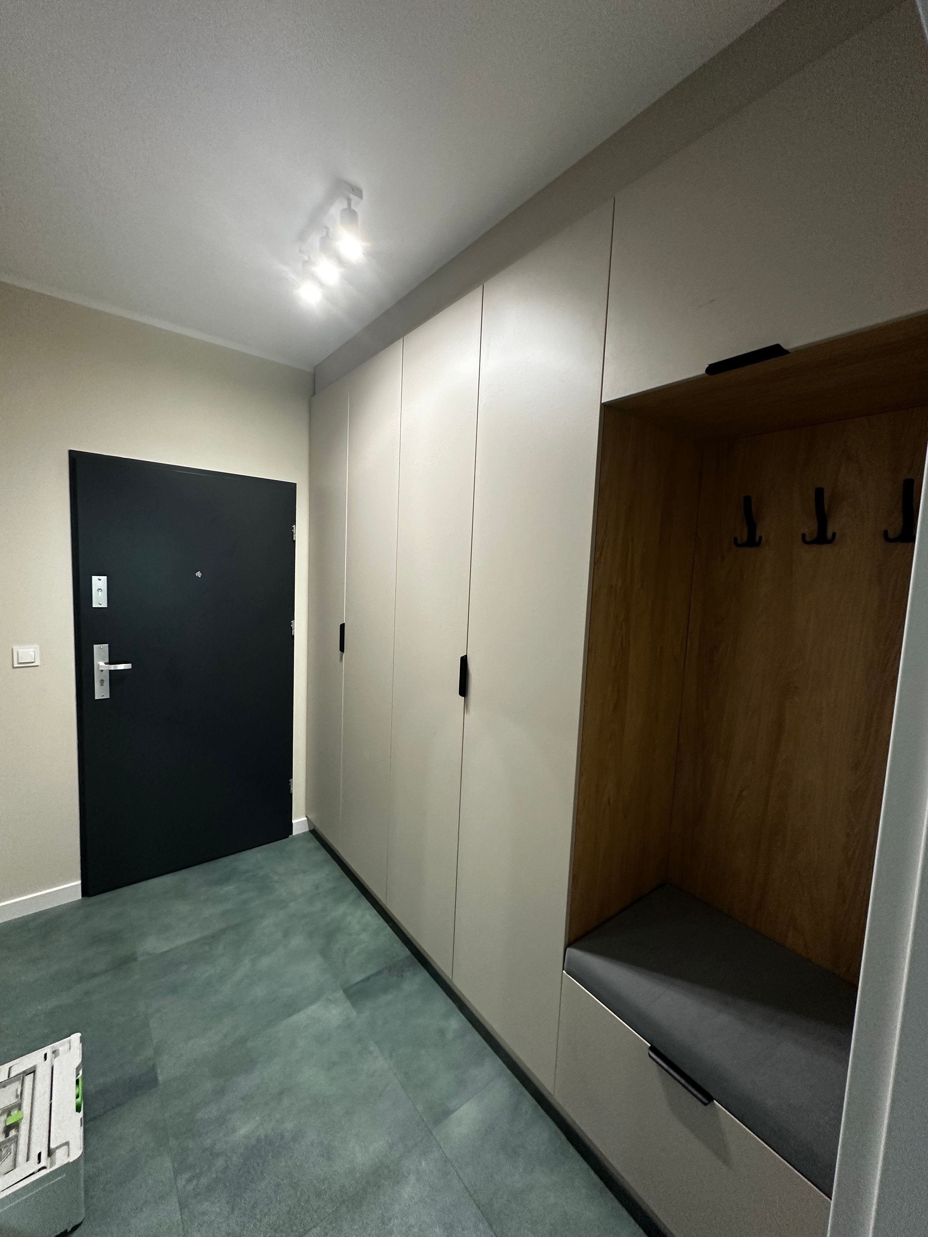 Szafa na wymiar pod skosem Łeba