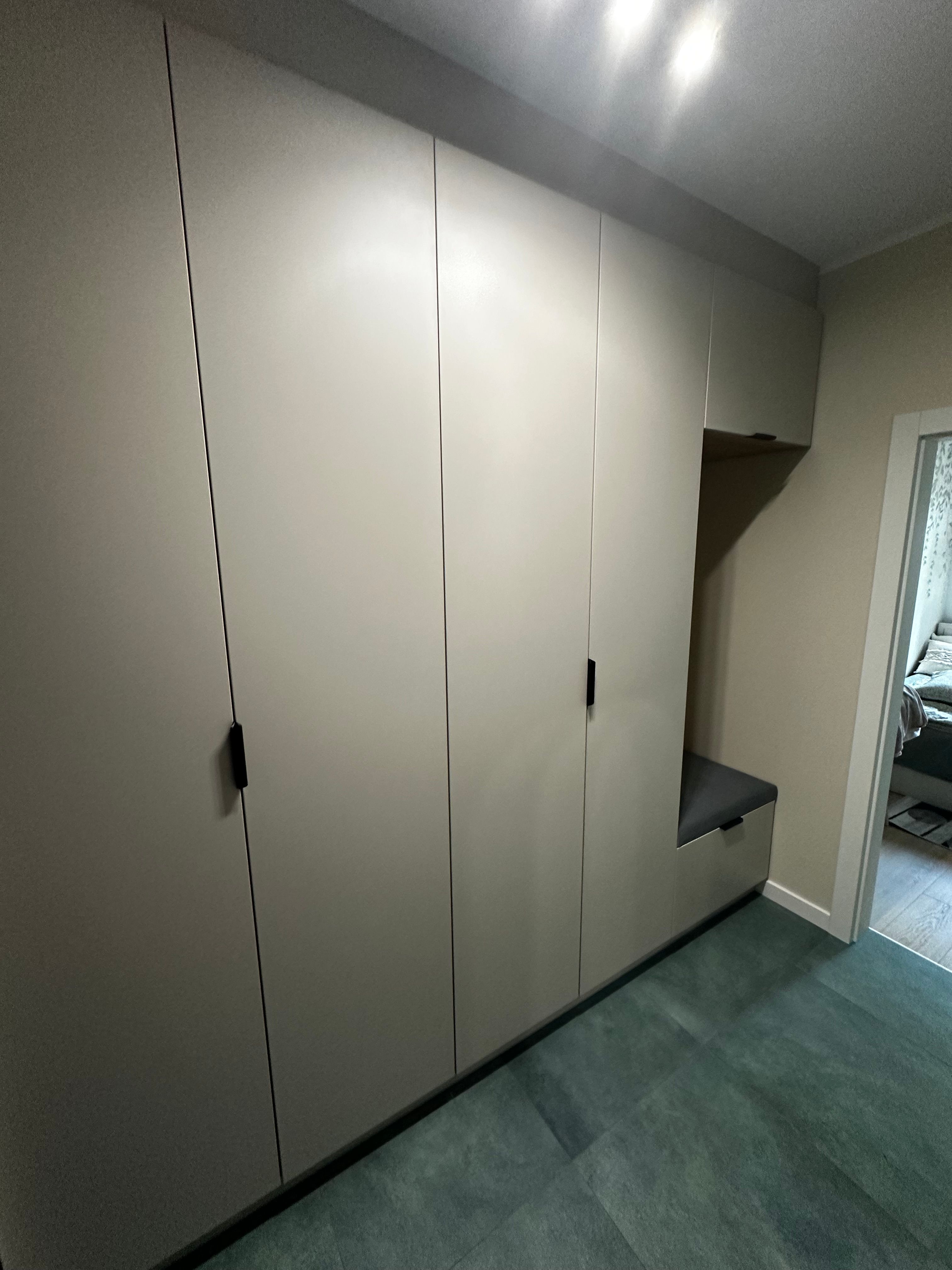 Kompleksowa zabudowa wnętrza w Bolesławicach